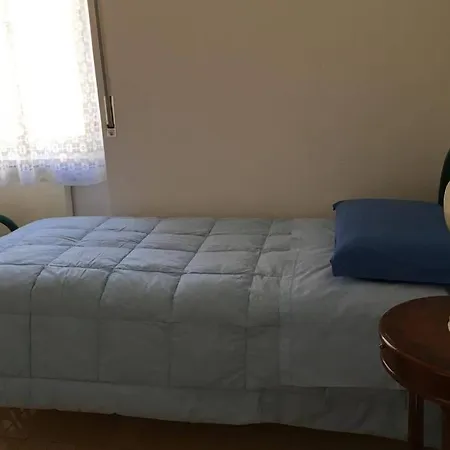 Holiday home Large Independent House With Garden Ateleta