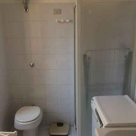 Holiday home Large Independent House With Garden *